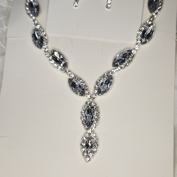 Gala necklace and earrings set Dusk Blue Wedding Prom - Picture 3 of 3